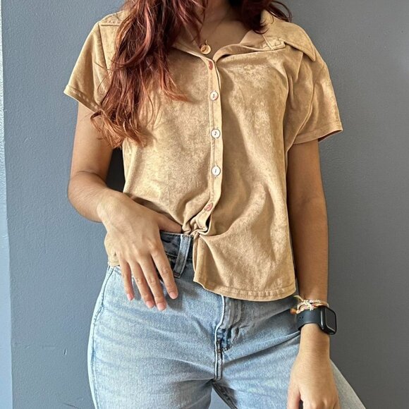 🍨 Super comfortable and soft brown vintage button up - Picture 1 of 3